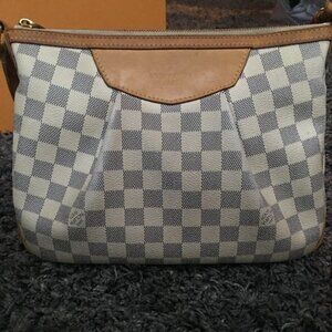 Authentic Louis Vuitton Siracusa PM